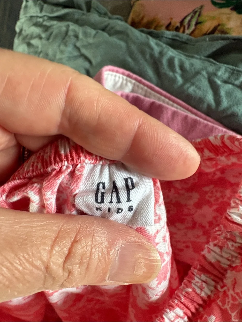 GAP Pink Floral Off-Shoulder Romper with Tie Waist Size 4-5